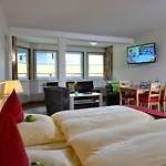 Albers Hotel 3*