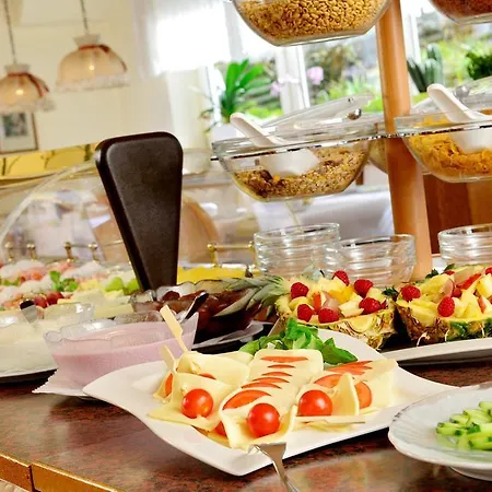 Отель Landhotel Albers Шмалленберг